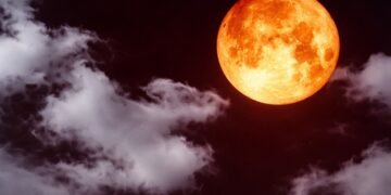 Съдбовно пълнолуние на 3 март: 4 зодии получават шанс от съдбата