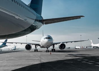 Три специализирани полета връщат български граждани от Дубай, Абу Даби и Оман