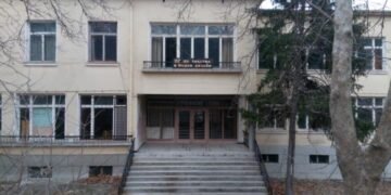 Идея: бившата гимназия „Мара Тасева“ във Варна да стане отново училище