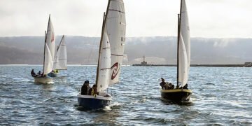 Старт на сезона по ветроходство: Варна събра елита в клас „Ял-6“