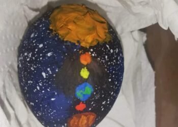 Конкурс за космически великденски яйца събира ученици във Варна