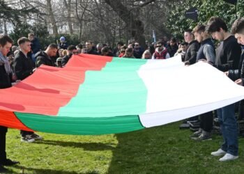 Варна празнува националния празник 3 март (ВИДЕО/СНИМКИ)