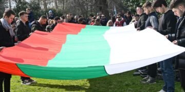 Варна празнува националния празник 3 март (ВИДЕО/СНИМКИ)