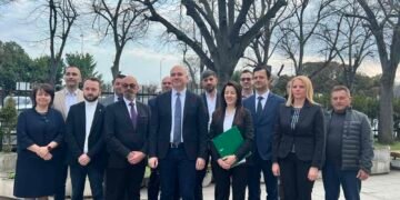 Илин Димитров: България трябва да избере между олигархичния модел и европейския път (ВИДЕО/СНИМКИ)