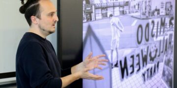 Световният фотограф Христо Русев изнесе лекция пред студенти във ВСУ „Черноризец Храбър“