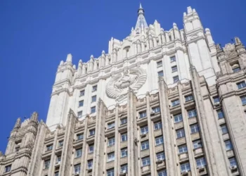 Русия отхвърли украинското предложение за прекратяване на огъня за Великден като “пиар сензация”