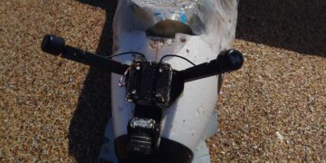 ВМС обезвредиха опасен дрон, изхвърлен на плаж край Шабла