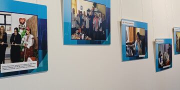 Фотоизложба „Професионализъм в бяло“ във Варна отличи медици преди 7 април