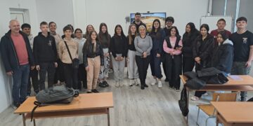 „Не взимайте наркотици“: съдии и експерти говориха пред ученици в Цонево