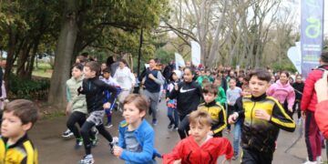 Рекорден брой участници се включиха в традиционния „Великденски крос с децата на Варна“