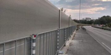 Оградата по пътя за „Златни пясъци“ отново ядоса варненци