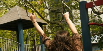 Варна обновява 5 детски площадки с видеонаблюдение, ново оборудване и тематични зони за игра и спорт