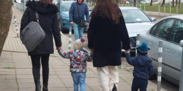 От кошмари към дом: Филип и Криси получиха втори шанс за детство