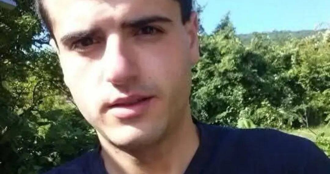 Издирват млад мъж от Девня, страда от параноидна шизофрения