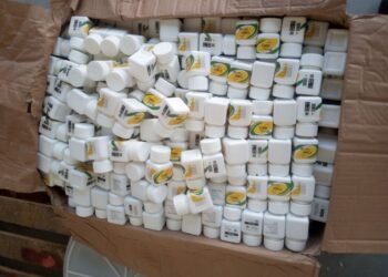 Митнически служители задържаха голямо количество сексуални стимуланти в товарен автомобил