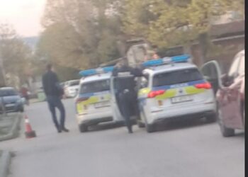 Екшън на Галата: Задържаха моторист, блъснал патрулка след гонка с полицията! Оказа се наркодилър