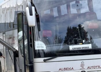 Коста Стоянов, „Възраждане“: Масово пристигане на американски войници във Варна – държавата мълчи