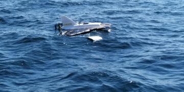 Откриха дрон в морето край Несебър, военните го прибраха