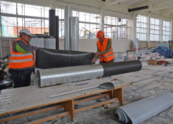 Напредва ремонтът на Спортен комплекс „Локомотив” във Варна