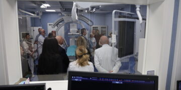 Министър Околийски откри първия строук център в България