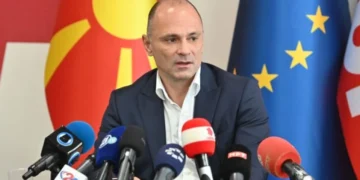 След изцепката за “живковизма”: Опозицията обвини Мицкоски в “стратегически саботаж на македонската интеграция” в ЕС