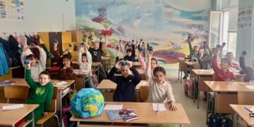 Ученици от Варна отбелязаха Деня на Земята с уроци, игри и послания за опазване на природата