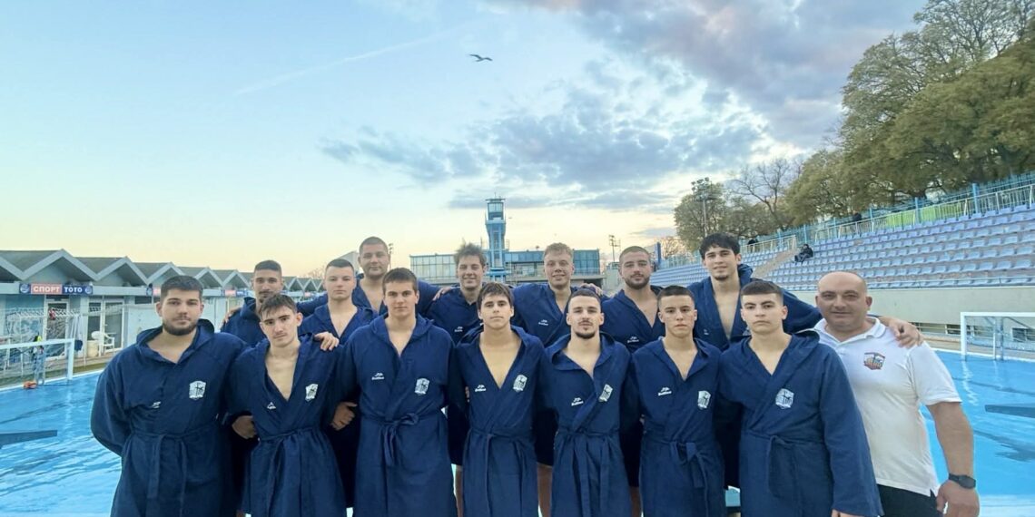 Ватерполният „Комодор” подпечата визи за финалната четворка при мъжете