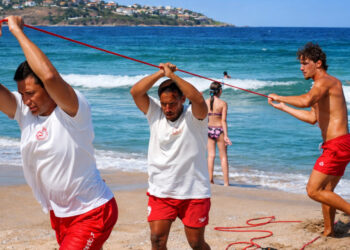 Безплатни курсове за водни спасители на море ще се провеждат през месец април в КК “Албена”