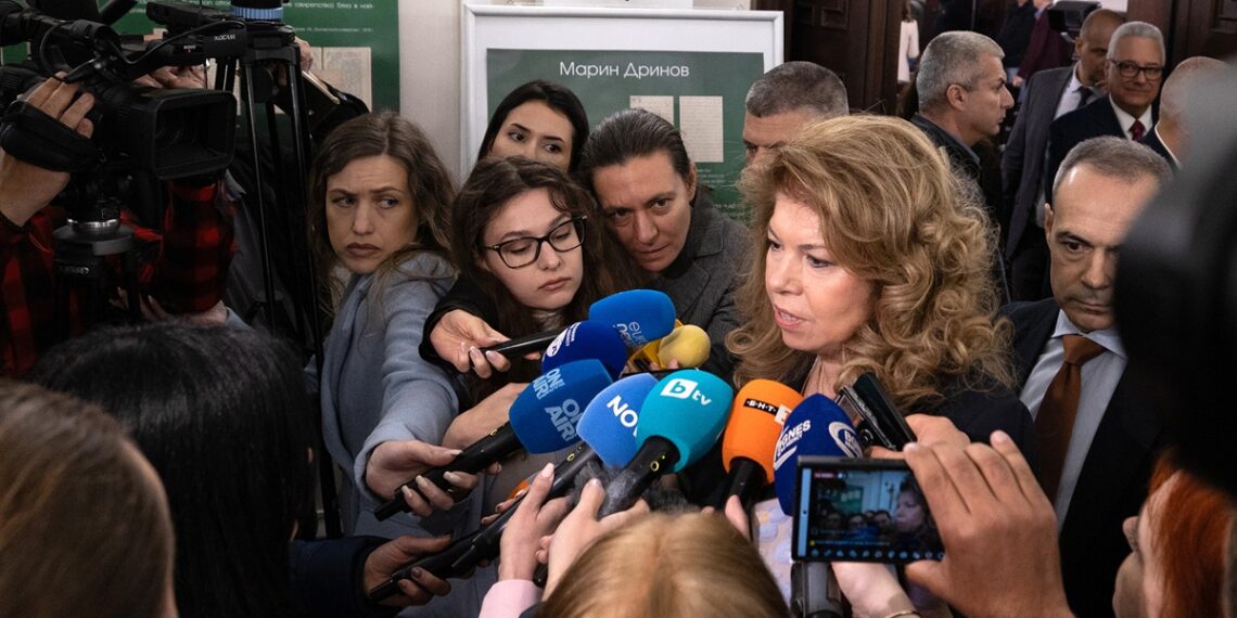 Президентът Йотова: Очаквам смели и бързи решения от новия парламент