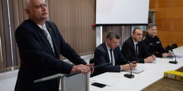 Министър Емил Дечев в Шумен: Нямаме фаворити, целта е нулева манипулация на вота