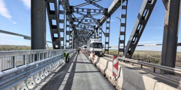 На 9 април около 18 ч. се възстановява движението по Дунав мост при Русе