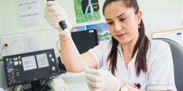 Специалистите предупреждават: Не превръщайте децата си в лабораторни туристи