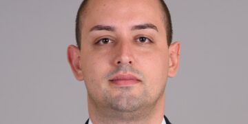 Арх. Стоян Петков: Администрацията спира работата по ОУП на Варна