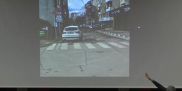 Паркиране забранено за живущите, разрешено за избрани на ул. „Топола“ във Варна