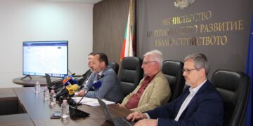 Информационната система за републиканската пътна мрежа на България вече съдържа данни за договори за общо почти 6 млрд. евро