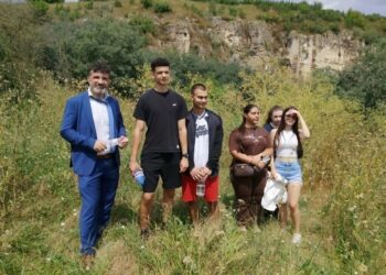 Бъдещи екскурзоводи посетиха древната римска кариера край Варна