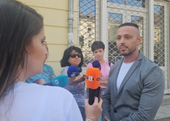НАП провери 64 търговски обекта в стокови пазари, борси и тържища 