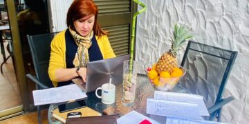 Писателката Бойка Николас спечели Международния литературен конкурс „Изящното перо-2026“ в Чикаго