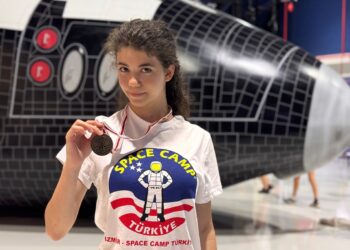 България с най-престижния медал от космическия лагер по модел на НАСА – Space Camp