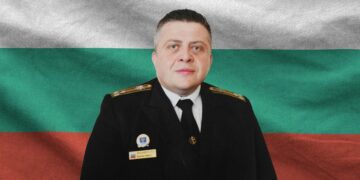 Държавният глава Илияна Йотова ще удостои с висше офицерско звание капитан I ранг Божидар Иванов