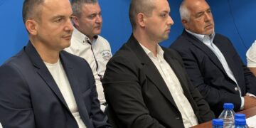 Арх. Стоян Петков показа проекта за бул. „Цар Освободител“: Варна има много да наваксва