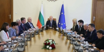 Премиерът Радев: Правителството спаси огромни средства по Плана за възстановяване
