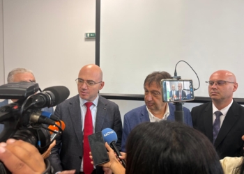 Министърът на туризма: Повече приходи от краткосрочните наеми за реклама и въздушни връзки