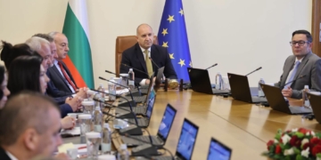 Румен Радев: Въвеждаме на практика пълна забрана на рекламата за хазарт