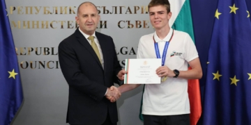 103 медала за България: Ученик спечели две златни отличия за едно лято