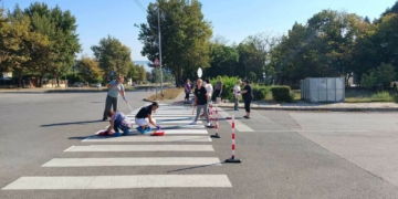 Девня посреща 15 септември с обновени пешеходни пътеки около училищата и детските градини