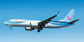 Нов Boeing 737-8 на TUI ще носи името „VARNA“