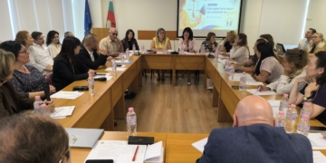 Адвокати влизат в училищата: Децата ще разиграват съдебни процеси