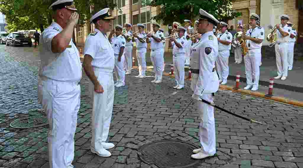 Гръцкият военноморски щаб на визита във Варна: Обсъждат сигурността и отбраната