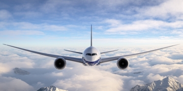 Варна ще полети с името си: TUI кръщава Boeing 737-8 „VARNA“